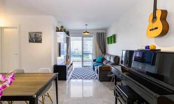 Imagem 3: Apartamento com 92m² de área útil, amplo living, terraço, 3 dormitórios sendo 1 suíte, 2 v