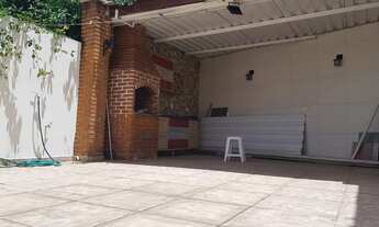 Imagem: Sobrado para venda tem 330 metros quadrados