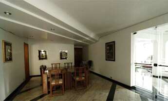 Imagem 7: Lindo apto para venda na Aclimação com 183m²