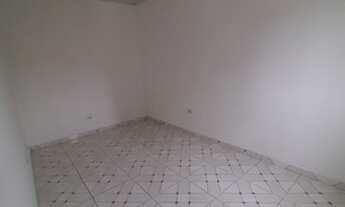 Imagem 2: Casa com 3 comodos, 1 banheiro e área de serviços, no Jardim Rosana - São Paulo - São Paul