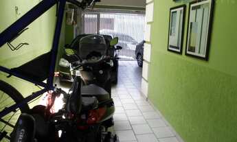 Imagem 5: SOBRADO à VENDA na VILA MARARI de 3 Dorms, 3 Vagas e Quintal com Churrasqueira