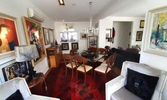 Imagem 2: 155 metros quadrados distribuidos em 2 suites, uma master com closeth duplo e banheira hyd