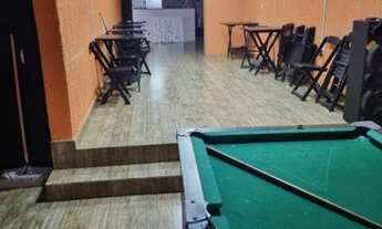 Imagem: Bar com casa nos fundos