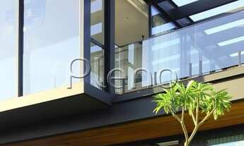 Imagem 4: Casa a venda no condomínio de alto padrão Ville Sainte Helene, com 3 suítes e lazer comple