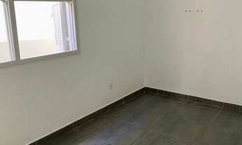 Imagem 4: Apartamento para aluguel possui 42 metros quadrados com 1 quarto em Petrópolis - Porto Ale