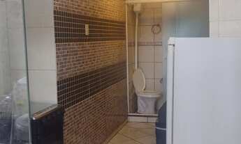 Imagem: Quarto mobiliado com água e luz incluso