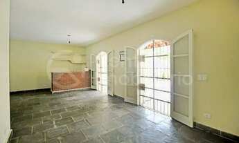 Imagem 3: CASA à venda com piscina e 3 quartos em Peruíbe, no bairro Estancia Balnearia Maria Helena