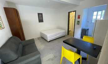 Imagem: Alugo ótima Kitnete em Jurerê Tradicional