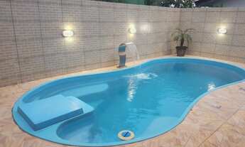 Imagem: Aluga-se casa com piscina em Guaratuba