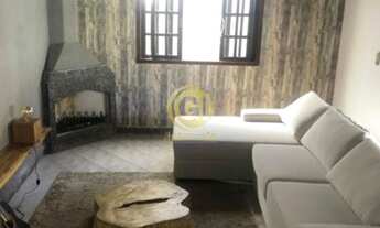 Imagem 2: CA04514 Casa para aluguel possui 160 metros quadrados com 3 quartos