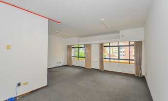 Imagem 4: Centro comercial para venda tem 39 metros quadrados em Rebouças - Curitiba - PR