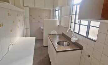 Imagem 3: Apolar Imóveis vende excelente Apartamento no 3º pavimento, localizado no bairro Portão Cu