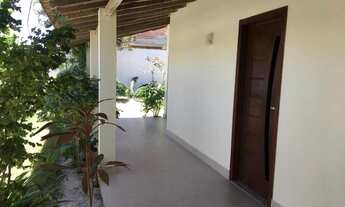 Imagem 2: Linda casa com piscina na cidade nova