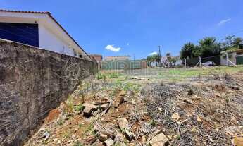 Imagem 2: Terreno de esquina para venda ou locação de 840m² na Ribeirânia