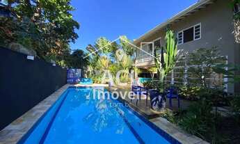 Imagem: Casa em condomínio pé na areia em Maresias