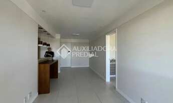 Imagem 5: Apartamento de 2 dormitórios 52m2 privativos 1 vaga de garagem no bairro Itacorubi