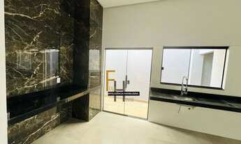 Imagem 3: CASA RESIDENCIAL TERRA SANTA I 2 QUARTOS SENDO 1 SUÍTE I 125m² I ÁREA GOURMET COM CHURRASQ