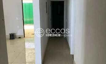 Imagem 6: Casa para aluguel, 3 quartos, 3 suítes, 2 vagas, Novo Mundo - Uberlândia/MG
