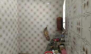 Imagem 7: ALUGA-SE CASA DE 2 QUARTOS COM VAGA DE GARAGEM