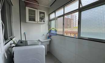 Imagem 4: Lindo Apartamento Reformado com 2 dorms e Varanda - Financia! Pertinho da Praia!!