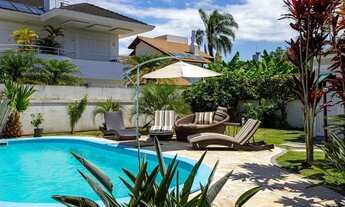 Imagem 3: Casa para Locação em Florianópolis, JURERE INTERNACIONAL, 5 dormitórios, 1 suíte, 3 banhei
