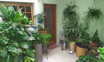 Imagem 2: Vende-se casa pertinho da Rua Cerro Corá e a minutos do Parque Villa-Lobos