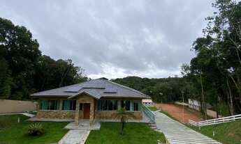 Imagem 3: Fazenda/Sítio/Chácara para venda possui 780 metros quadrados com 5 quartos