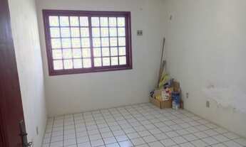 Imagem 3: Casa com dois pavimentos | 04 quartos