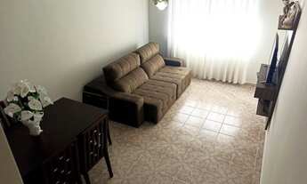 Imagem 3: A seis minutos da estação Praça da Árvore do metrô. Sobrado com duas entradas, reformado