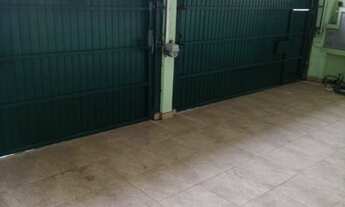 Imagem 7: Sobrado para aluguel possui 210 metros quadrados com 4 quartos