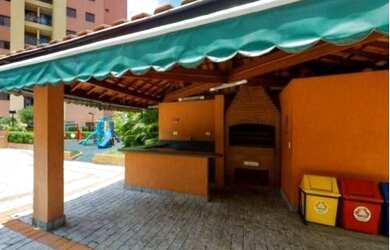 Imagem 10: Apartamento para aluguel tem 73 metros quadrados, Próximo ao centro comercial e ao metro