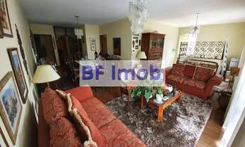 Imagem 4: Localização imperdível, no meio do verde!!