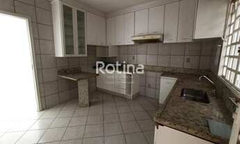 Imagem 7: Casa para aluguel, 3 quartos, 1 suíte, Saraiva - Uberlândia/MG