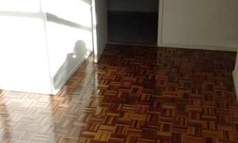 Imagem 2: Apartamento para venda tem 75 metros quadrados com 2 quartos em Catete - Rio de Janeiro