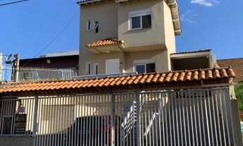 Imagem 2: Sobrado com 3 dormitórios a venda no bairro São José em Canoas