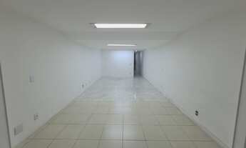 Imagem 6: Sala/Conjunto para aluguel possui 59 metros quadrados com 4 quartos