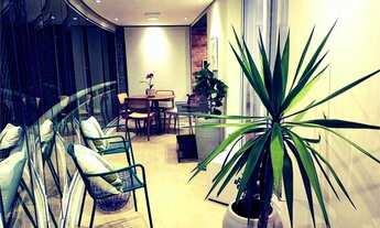 Imagem 2: Apartamento para aluguel e venda possui 180 metros quadrados com 4 quartos