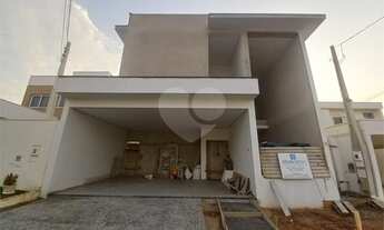 Imagem: Sobrado em construção no Quebec