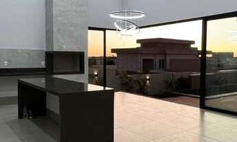 Imagem 4: CASA TÉRREA NO CONDOMÍNIO VILLA JARDIM 3 SUÍTES, PISCINA COM CASCATA