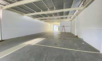 Imagem 4: Loja Frontal - 870m2 - Pronta Ocupação - Barrinha - Rua Principal com visibilidade