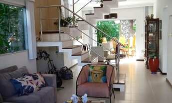 Imagem 4: Casa de condomínio para venda com 220 metros quadrados com 4 quartos