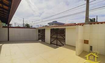 Imagem 3: Casa - Térrea em 2 lotes no bairro Maria Helena Novaes, 200 metros da praia, Peruíbe-SP