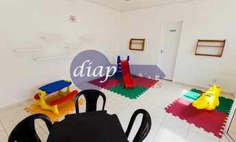 Imagem 3: Lindo apartamento, com 2 dormitórios e uma vaga de garagem. Imóvel bem decorado em condomí