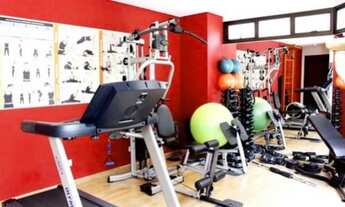 Imagem 2: Apartamento com 260m² de área útil, 3 quartos sendo 3 suítes, 1 escritório e 3 vagas de ga