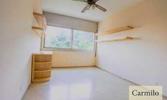 Imagem 5: De frente a Universidade Mackenzie