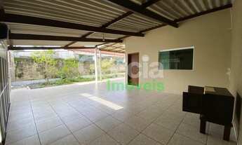 Imagem 2: Casa térrea com 3 dormitórios (1 suíte) em Peruíbe