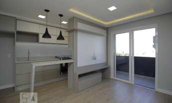 Imagem 2: Apartamento para Aluguel - Centro, 2 Quartos, 62 m2