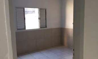 Imagem 5: Alugo casa de 3 cômodos com garagem