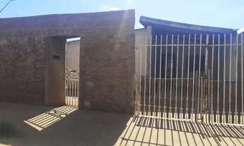 Imagem: Alugo casa de esquina 3 quartos parque do