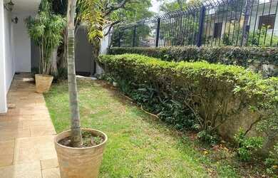 Imagem 2: Casa Alto da Boa Vista - 450m2 - 05 dormitórios - 04 banheiros sendo 03 suítes - 03 vagas